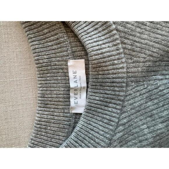 Everlane Premium Ribbed Cashmere Crew Sweater Gray Size XS - Picture 6 of 9